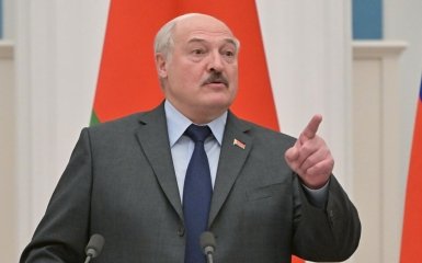 Лукашенко выступил с парадоксальными заявлениями