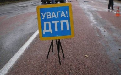 У страшній аварії під Києвом загинуло 6 осіб: з'явилися деталі і фото