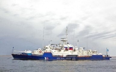 Біля берегів Маріуполя помітили російський корабель-розвідник: опубліковано фото