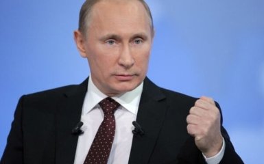 Путін відчайдушно намагається втримати владу в Росії після заколоту Пригожина — CNN