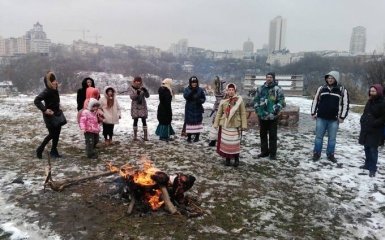У Києві провели ритуал спалення зими: опубліковано відео