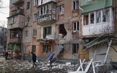 Чеченці вивозять українців з Маріуполя у фільтраційні табори