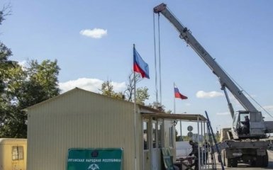 Окупанти на Донбасі ліквідовують "кордони" між Луганськом і Донецьком