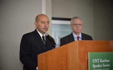 Джеймс Ставрідіс