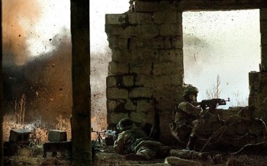 Появились впечатляющие фото боев на Донбассе