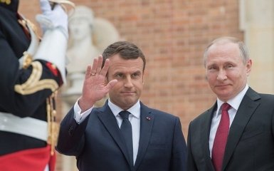 Макрон заявив Путіну про необхідність термінових переговорів у "нормандському форматі"
