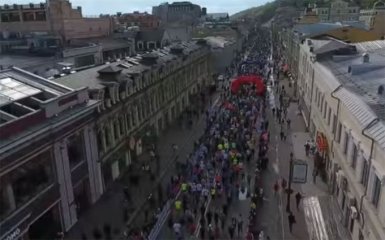 Видео полумарафона в Киеве показали с высоты птичьего полета