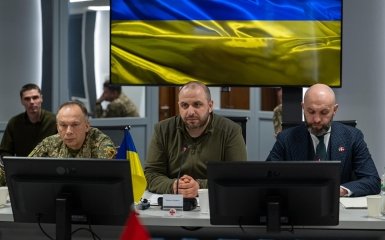 Рустем Умєров