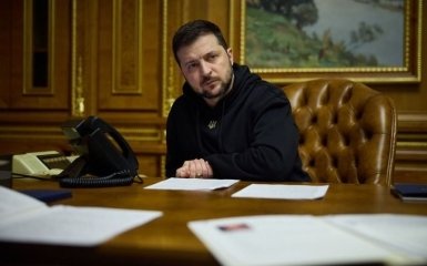 Зеленский призвал западных партнеров решить вопрос с передачей авиации