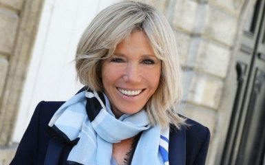 "Щось незрозуміле": сміливий образ дружини Макрона спровокував суперечки в мережі