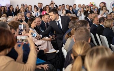 Мне сказали "ай яй яй": Зеленский объяснил, что мешает воплощать в жизнь его громкое обещание