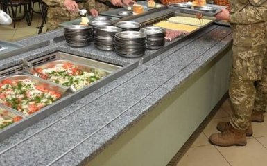 В зоне АТО военные продавали собранные волонтерами продукты