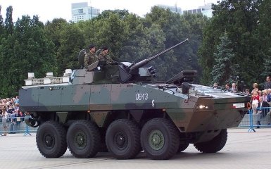 Украина закупит 100 польских бронетранспортеров Rosomak