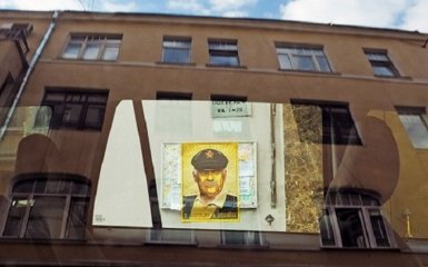 Студию одиозного путинского режиссера обстреляли в Москве