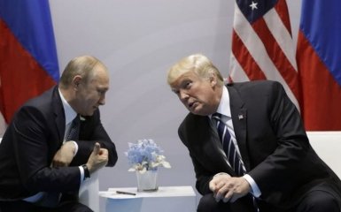 Трамп нарвався на критику через привітання Путіна