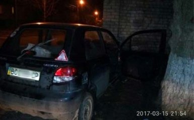 Получил права и разбился: во Львове произошло серьезное ДТП, появились фото