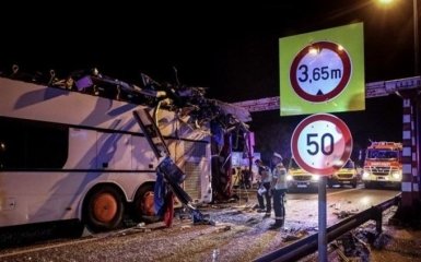 Автобус з України потрапив у ДТП в Будапешті: опубліковані шокуючі фото