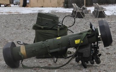 Естонія відправляє Україні Javelin та зенітні боєприпаси