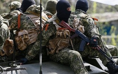 К чему приводят обстрелы боевиков на Донбассе: появилось новое видео с фронта