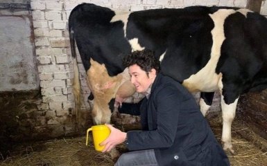 Давай, Малютка: Pianoбой вразив фанатів вмінням доїти корову