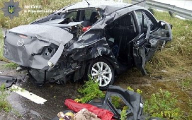 В жутком ДТП в Ровенской области пострадали пять человек: опубликованы фото