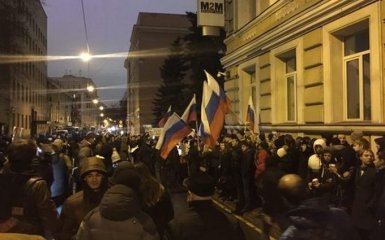 У Москві атакували посольство України: опубліковані фото і відео