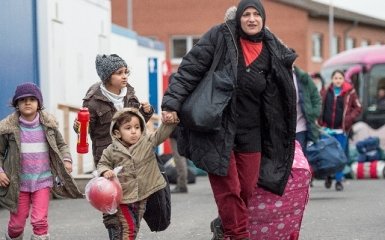 Взрывное устройство было брошено возле приюта для беженцев в Германии