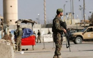 В Афганистане боевики напали на военную базу, минимум 140 погибших
