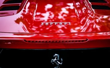 У Ferrari оголосили про довгострокову співпрацю з сером Джоні Айвом