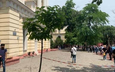 В Одесі не поділили медуніверситет: десятки постраждалих та затриманих