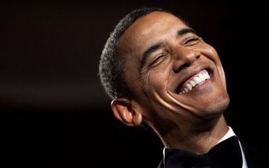 Обама станцевал в Белом доме: появилось видео