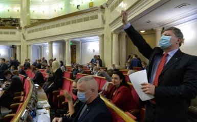 В Раде готовят суровое наказание для нардепов-кнопкодавщиков