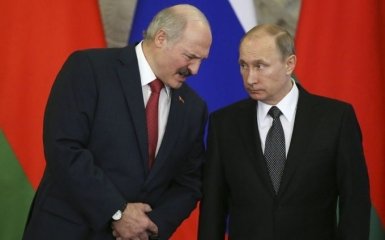 Лукашенко боится России, но ему "помогает" война в Украине - политолог из Беларуси