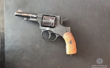 У Дніпрі біля супермаркету стався конфлікт, який завершився стріляниною