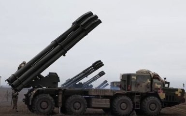 ЗСУ підготували "Смерчі" до можливого нападу з боку Криму