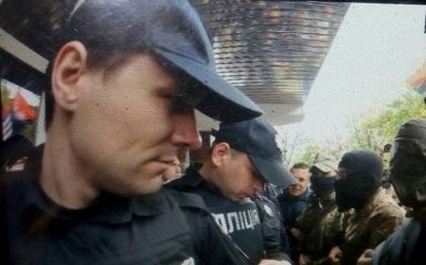 На акції під МВС сталася бійка мітингувальників з поліцією: з'явилися фото