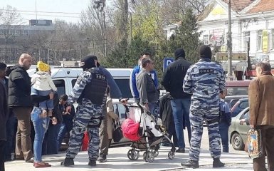 В оккупированном Симферополе начались массовые задержания: появилось фото