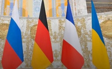 Макрон хочет провести встречу в "нормандском формате"