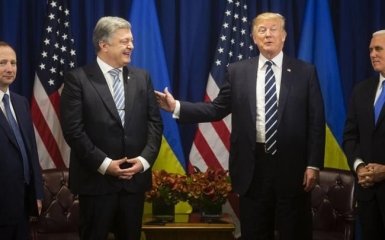 Порошенко має намір обговорити ряд питань з Трампом у Давосі