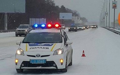 В масштабной аварии в Киеве разбились сразу 5 авто: опубликованы фото