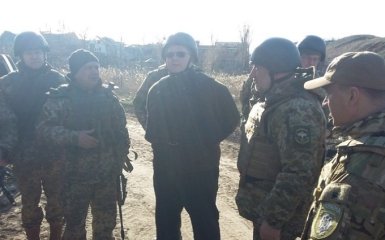 Глава МИД Литвы своими глазами увидел, как стреляют боевики ДНР