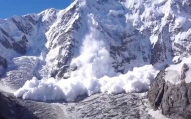 Синоптики попередили про небезпеку сходження лавин у Карпатах