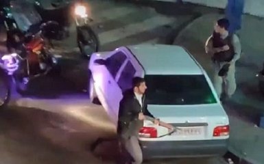 Убивают своих людей: как в Иране разгоняют протесты, которые начались из-за сбивания самолета МАУ