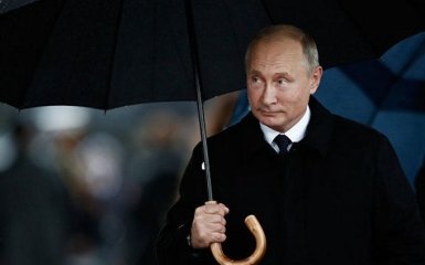 И пусть весь мир подождет: Путина в Париже высмеяли в серии едких карикатур