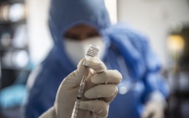 У МОЗ заявили про запровадження додаткової дози COVID-вакцинації