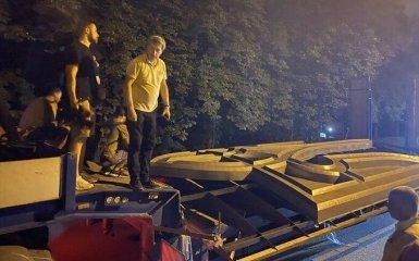 Сьогодні на монументі "Батьківщина-мати" у Києві встановлять тризуб
