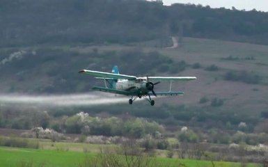 На Волыни вакцины против бешенства начали раскидывать с самолетов