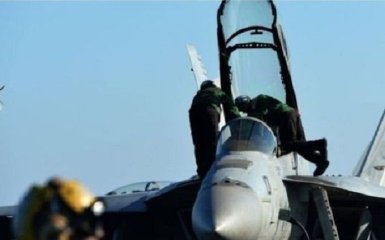 Американская авиация атаковала сторонников Асада на юге Сирии