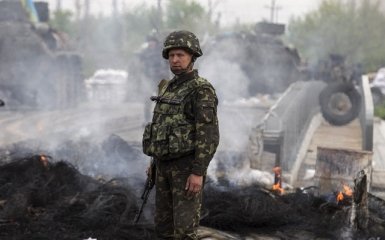 У зоні АТО тривають мінометні обстріли позицій ЗС України
