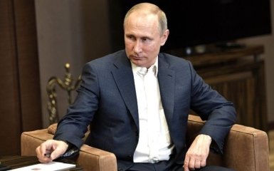 Путін публічно зганьбився через російську вакцину